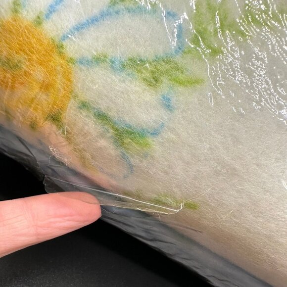 Vintage Full Sized Blanket Satin Style Trim Daisy Flowers Beacon USA Blue 1970s - Picture 9 of 10